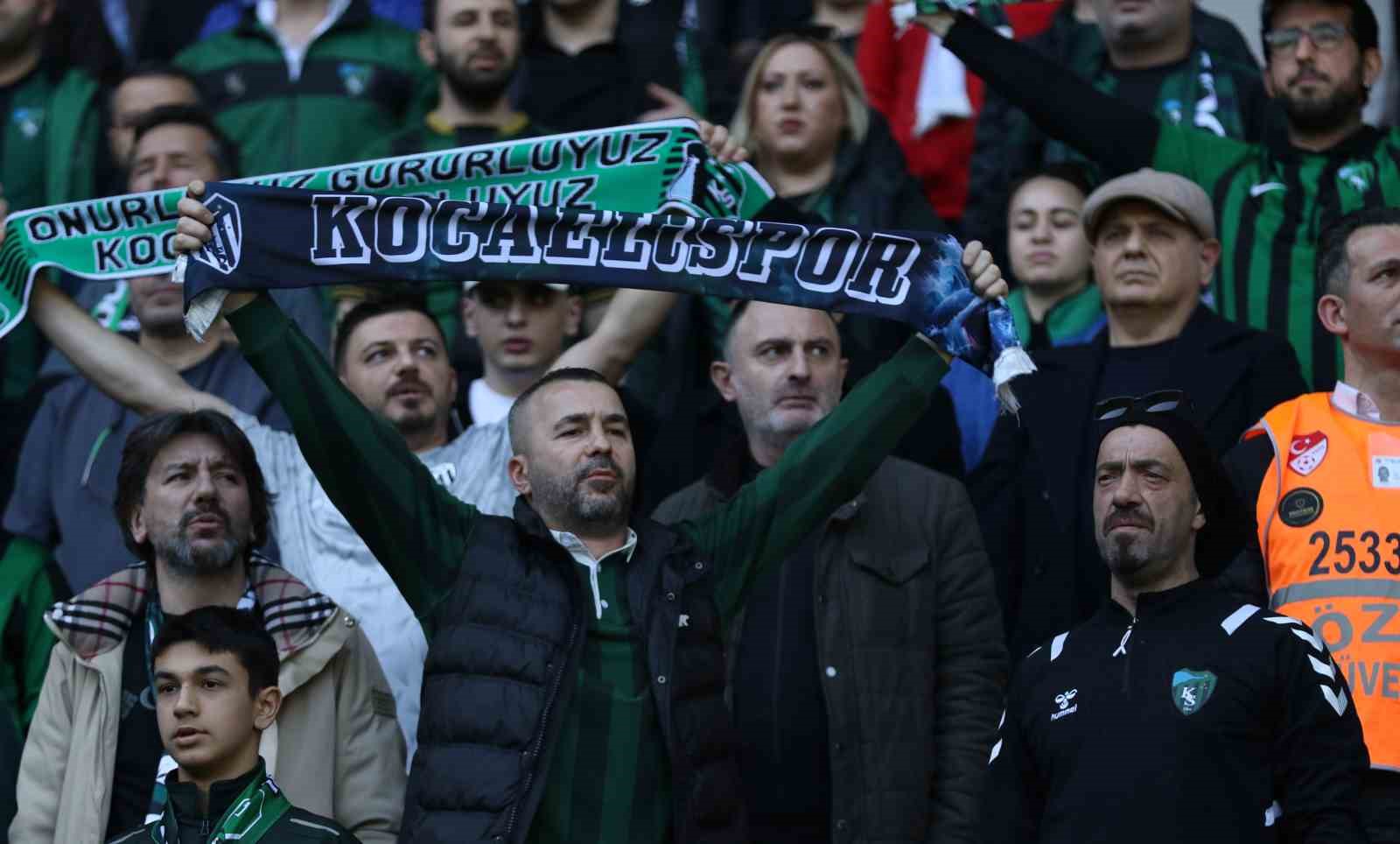 trendyol super lig kocaelispor 0 gaziantep fk 0 mac devam ediyor 8 CYLKikCU
