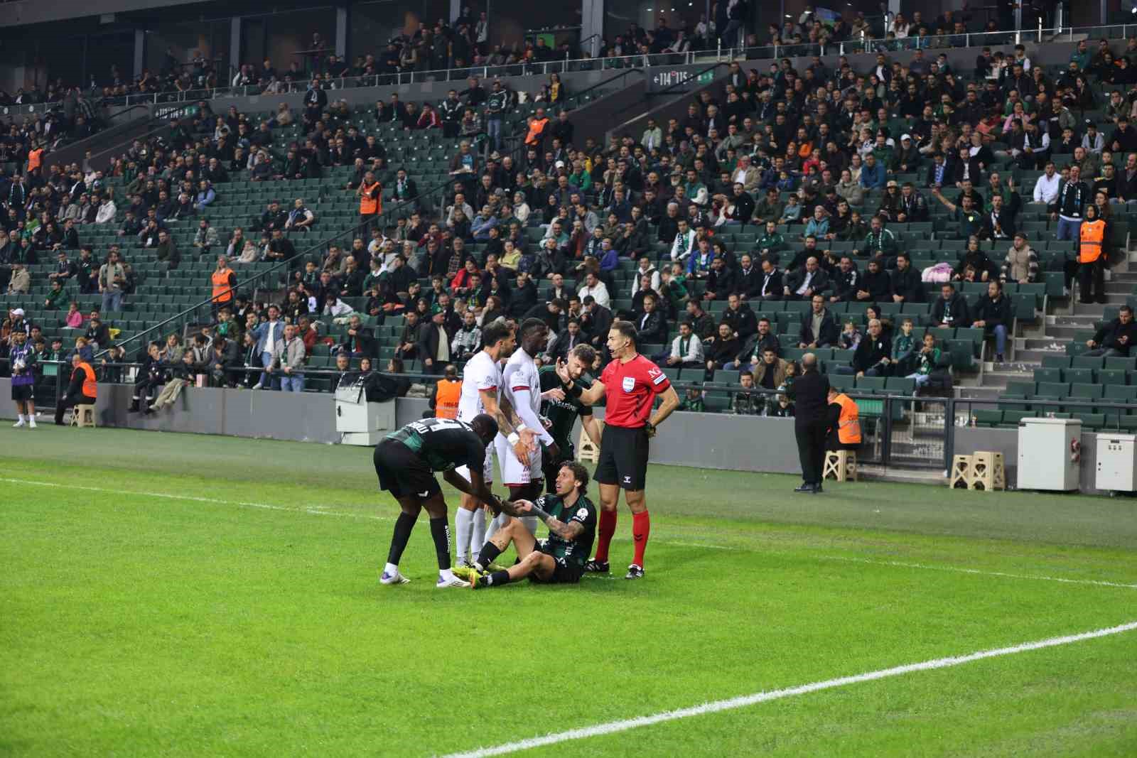 trendyol super lig kocaelispor 0 genclerbirligi 0 mac devam ediyor 11 kizp32VG