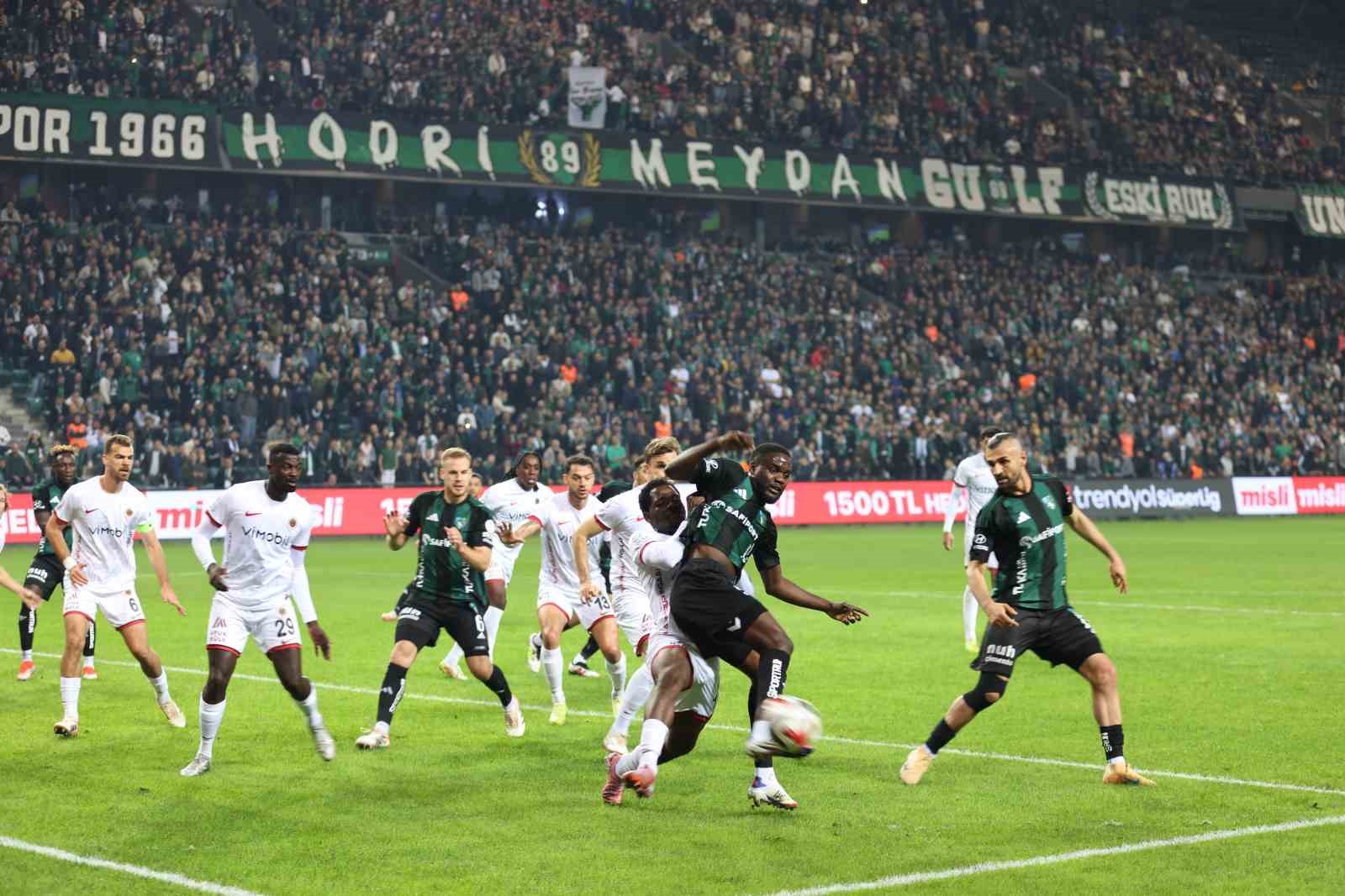 trendyol super lig kocaelispor 0 genclerbirligi 0 mac devam ediyor 12 f3qtprZR