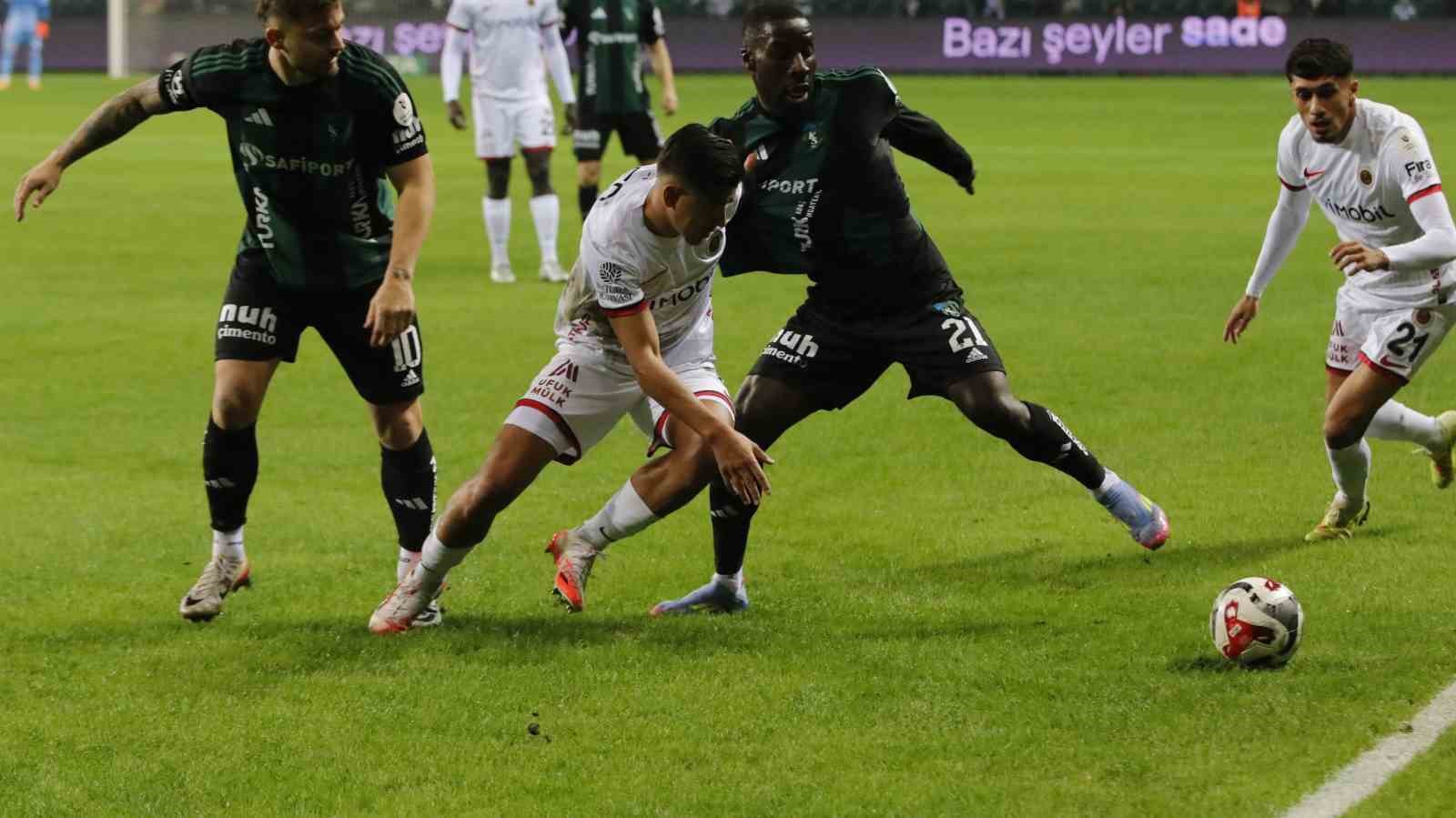 trendyol super lig kocaelispor 0 genclerbirligi 0 mac devam ediyor 24 BbKpsWDS