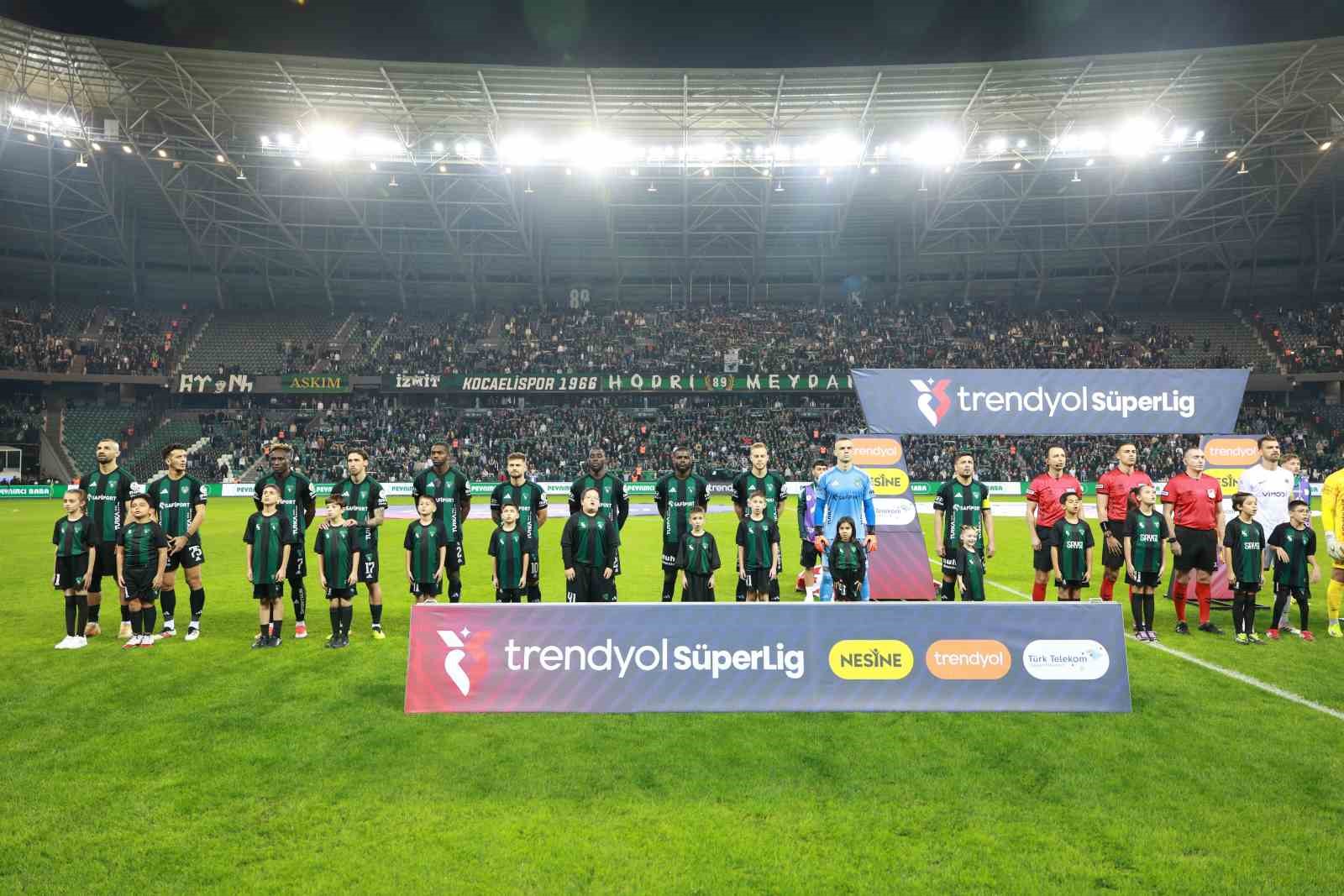 trendyol super lig kocaelispor 0 genclerbirligi 0 mac devam ediyor 3 hWdJP78d