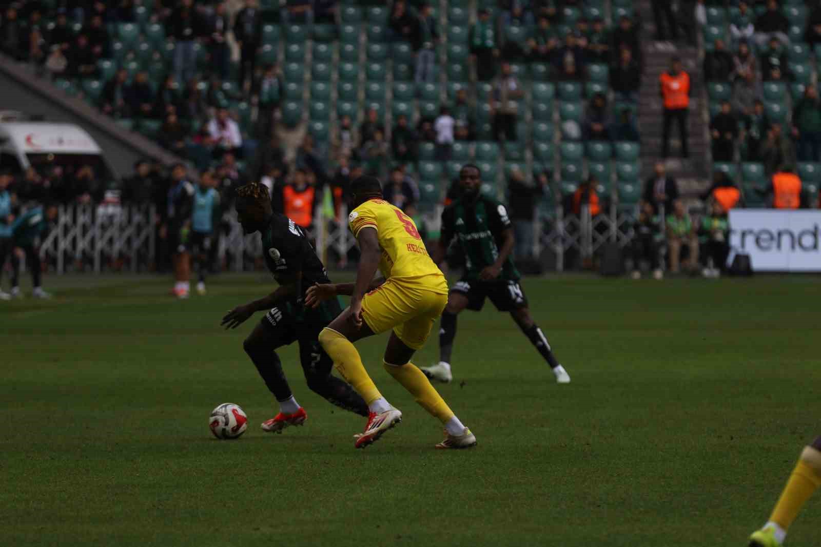 trendyol super lig kocaelispor 0 goztepe 1 ilk yari 16 dmAQvcsA