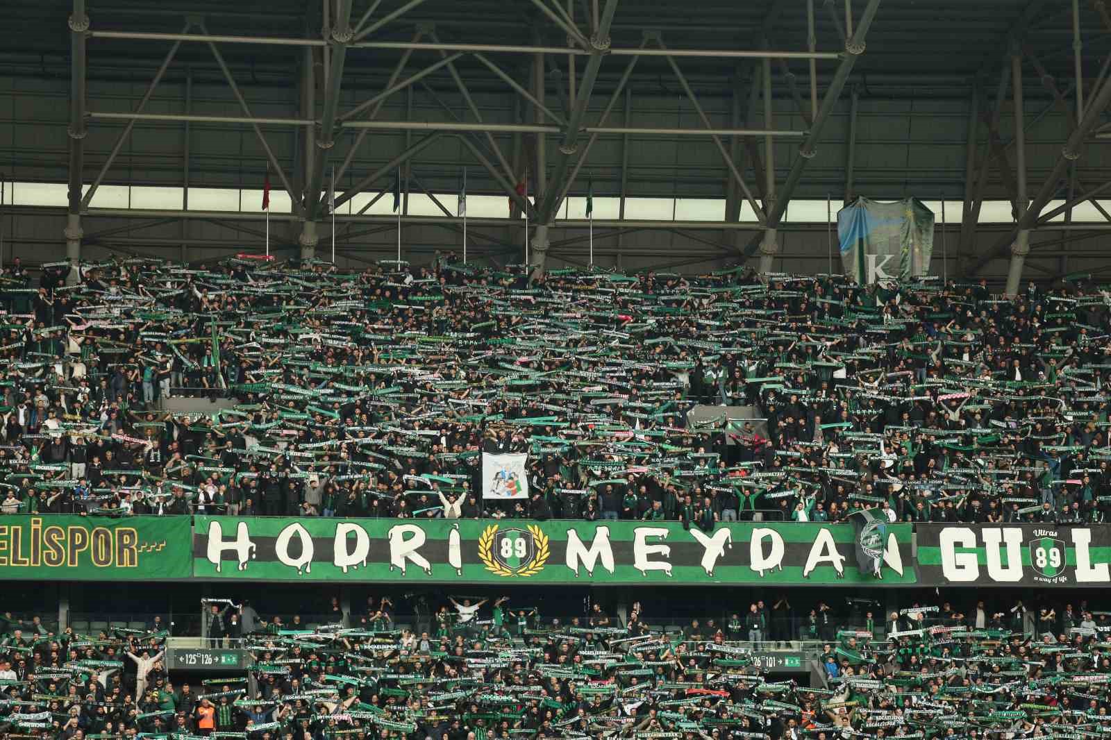 trendyol super lig kocaelispor 0 goztepe 1 ilk yari 17 tfrYyHFr