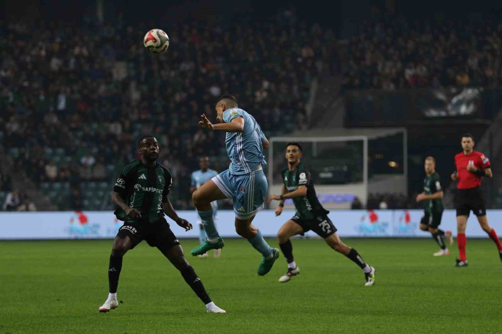 trendyol super lig kocaelispor 0 kasimpasa 0 ilk yari 1 Zm13l3dS