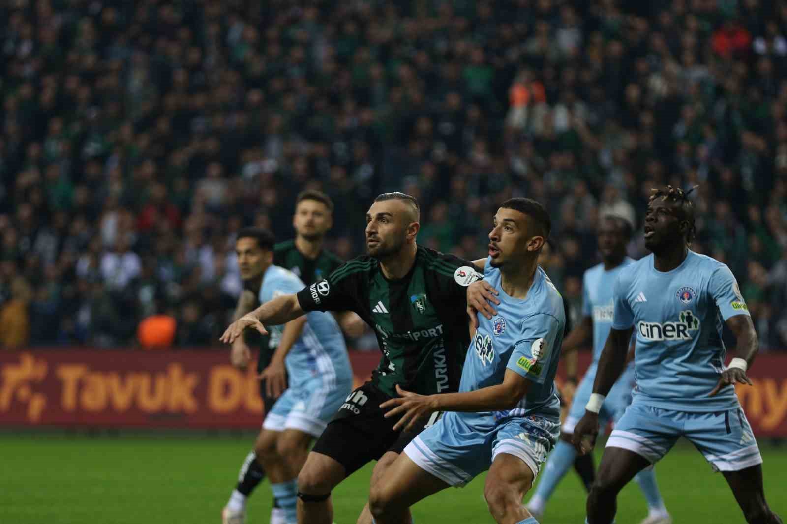 trendyol super lig kocaelispor 0 kasimpasa 0 ilk yari 15 akyD6T1V