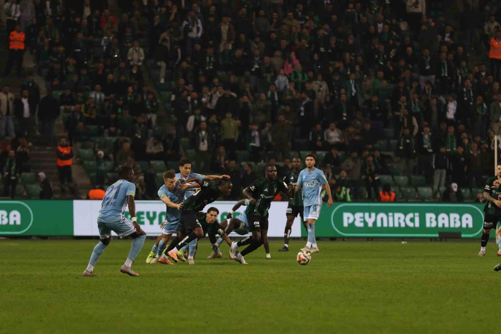 trendyol super lig kocaelispor 0 kasimpasa 0 ilk yari 20 tczz6pCa