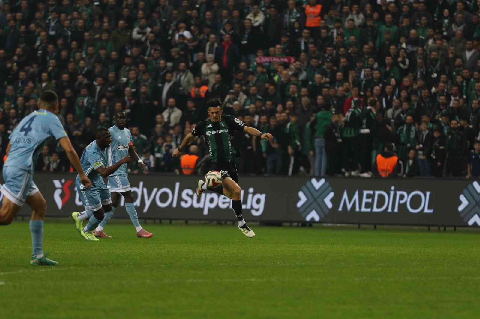 trendyol super lig kocaelispor 0 kasimpasa 0 ilk yari 4 wDDiQYG7
