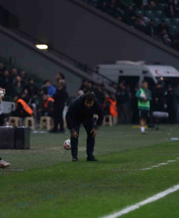 trendyol-super-lig-kocaelispor-0-kasimpasa-0-ilk-yari-XUzzUP65.jpg