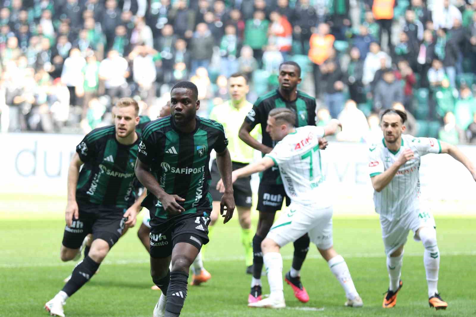 Trendyol Süper Lig: Kocaelispor: 0 - Konyaspor: 0 (Maç devam ediyor) 12 trendyol super lig kocaelispor 0 konyaspor 0 mac devam ediyor 8 P6pGjIkb