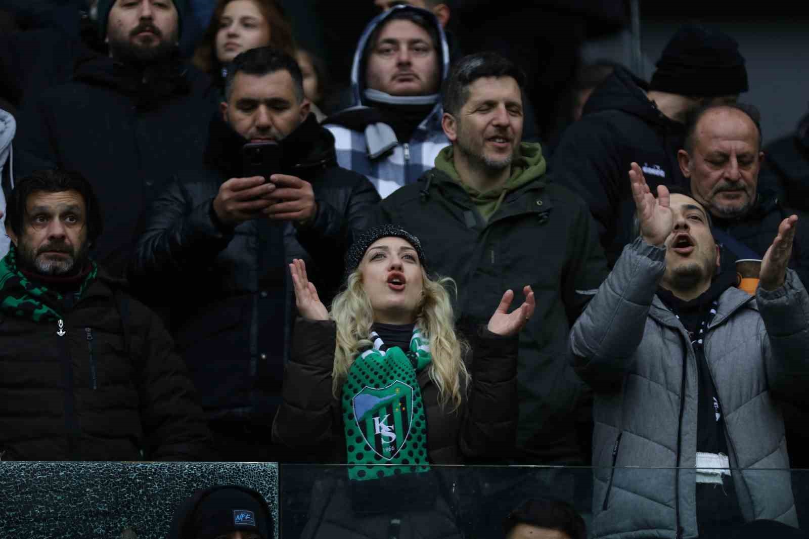 trendyol super lig kocaelispor 0 trabzonspor 0 mac devam ediyor 6 ElbMRXMC