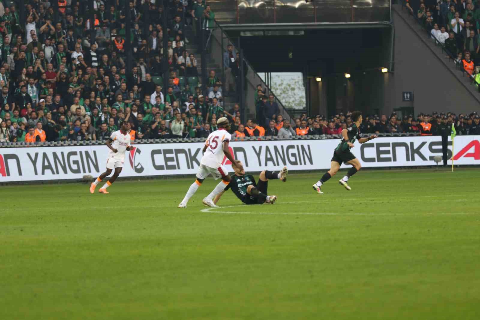 trendyol super lig kocaelispor 1 galatasaray 0 ilk yari 2 4KyZDeK1