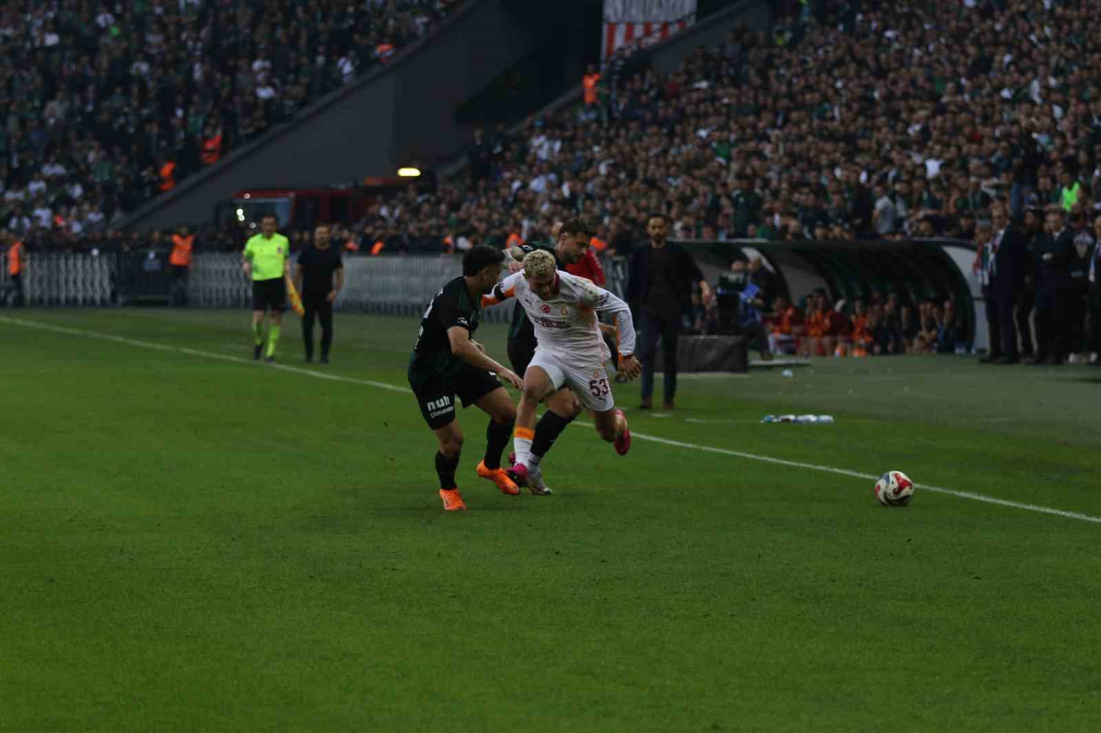 trendyol super lig kocaelispor 1 galatasaray 0 ilk yari 5 Ot47SARI