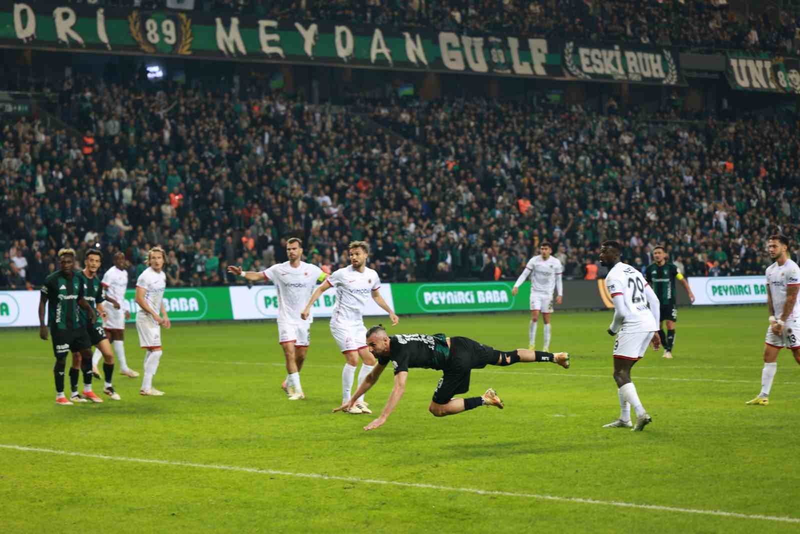 trendyol super lig kocaelispor 1 genclerbirligi 0 ilk yari 1 OnQd32jQ