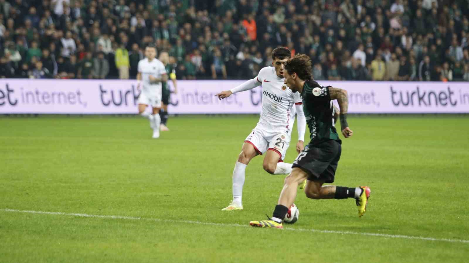 trendyol super lig kocaelispor 1 genclerbirligi 0 ilk yari 8