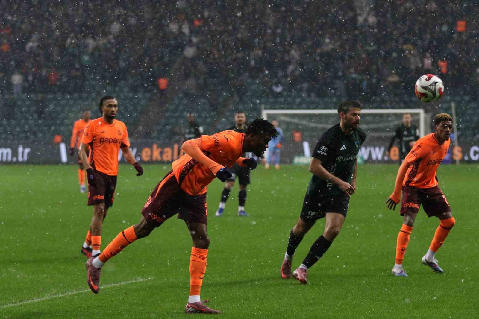 trendyol super lig kocaelispor 1 trabzonspor 1 ilk yari 3 XVViv2br