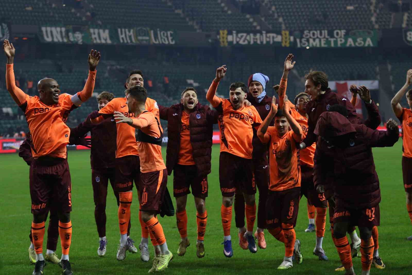 trendyol super lig kocaelispor 1 trabzonspor 2 mac sonucu 11 CXYuI3Wk