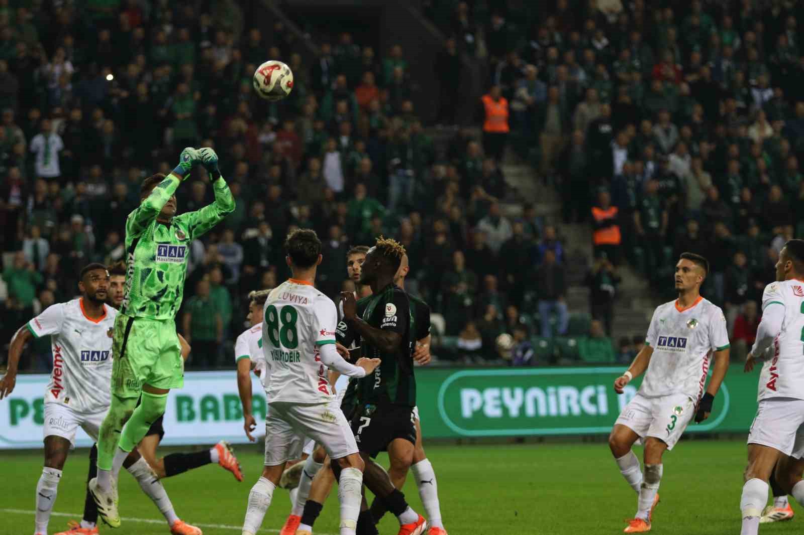 trendyol super lig kocaelispor 2 alanyaspor 0 mac sonucu 11