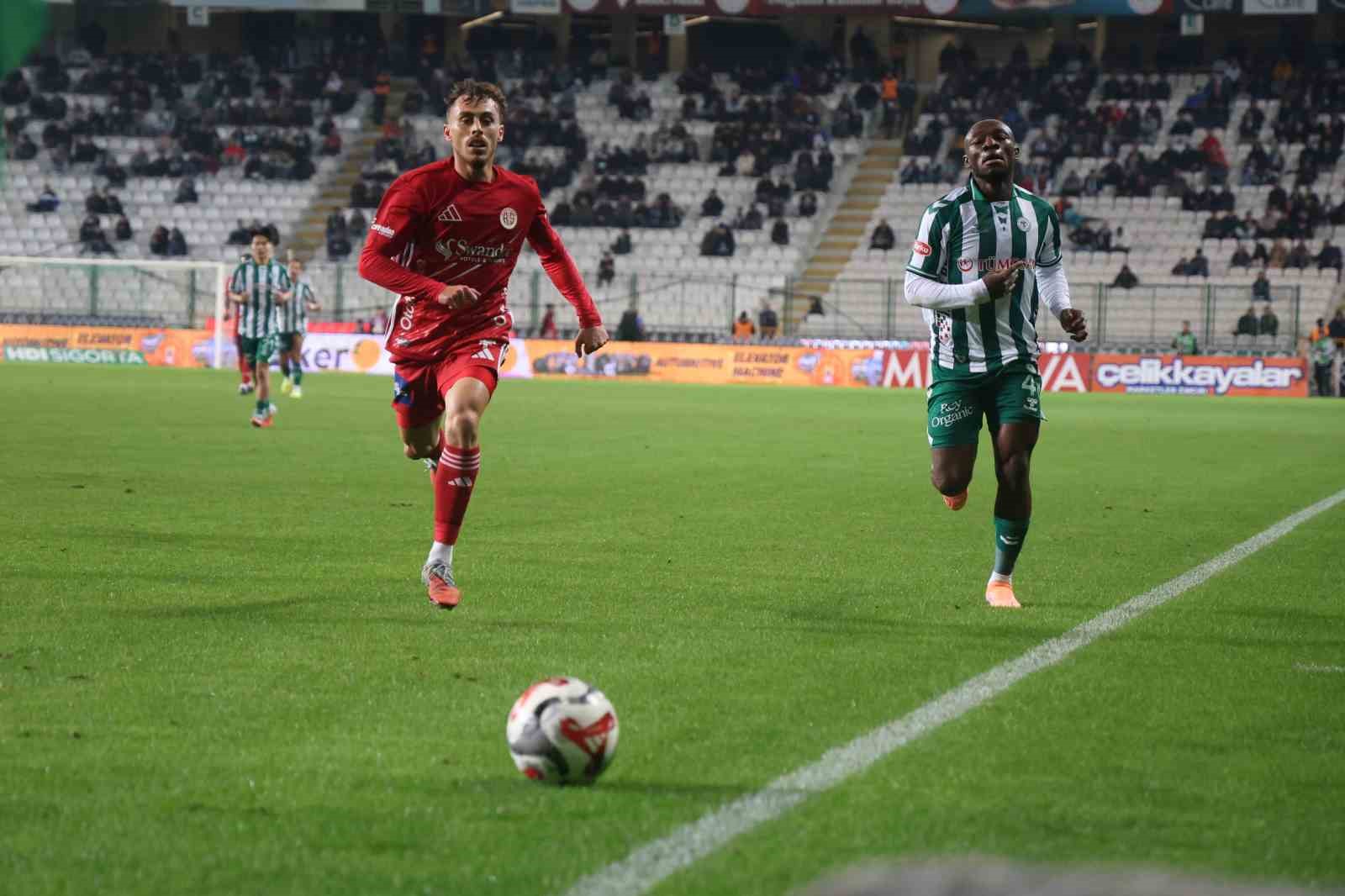 trendyol super lig konyaspor 0 antalyaspor 0 ilk yari 15