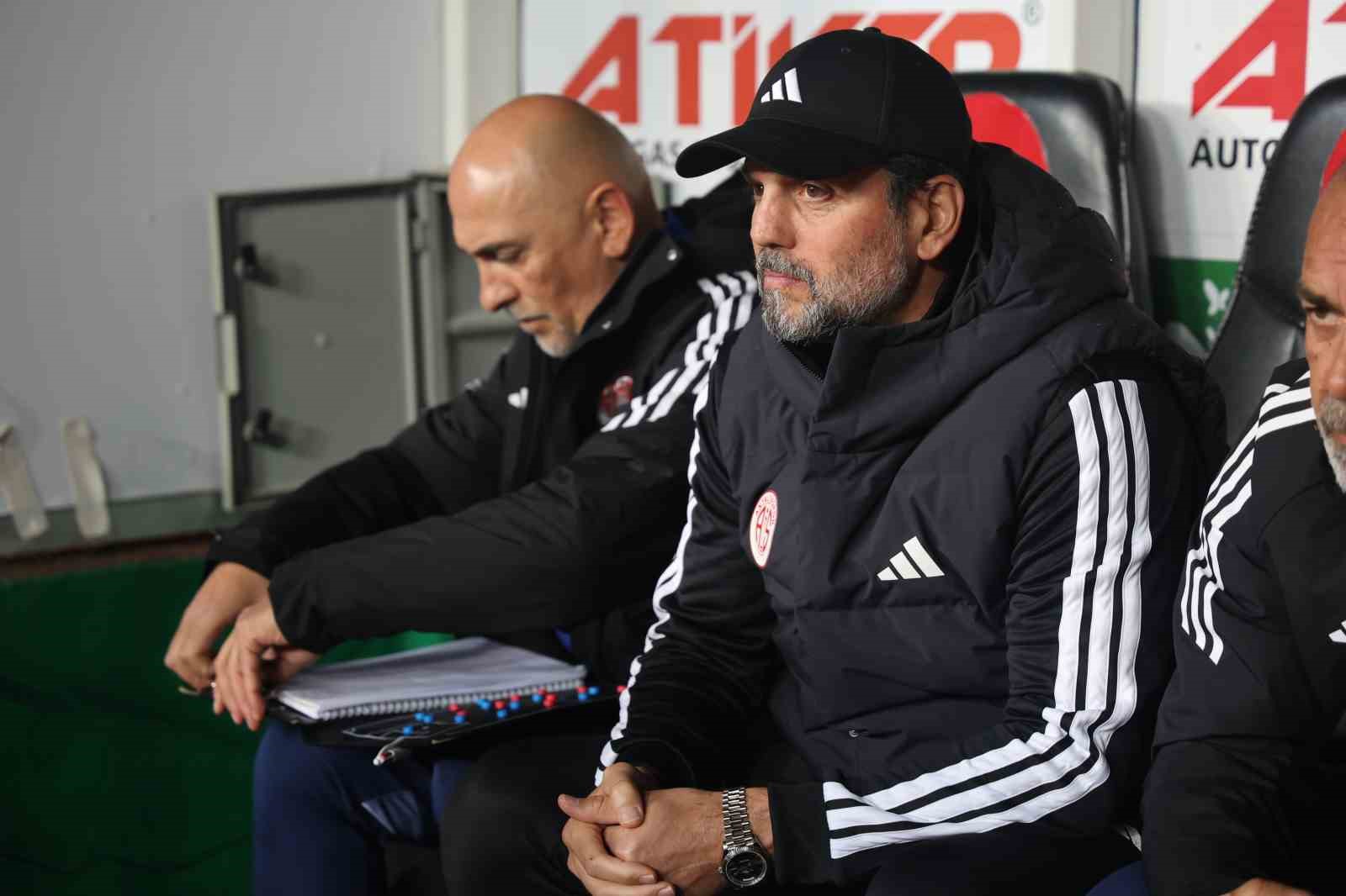 trendyol super lig konyaspor 0 antalyaspor 0 ilk yari 6 J6YKanYr