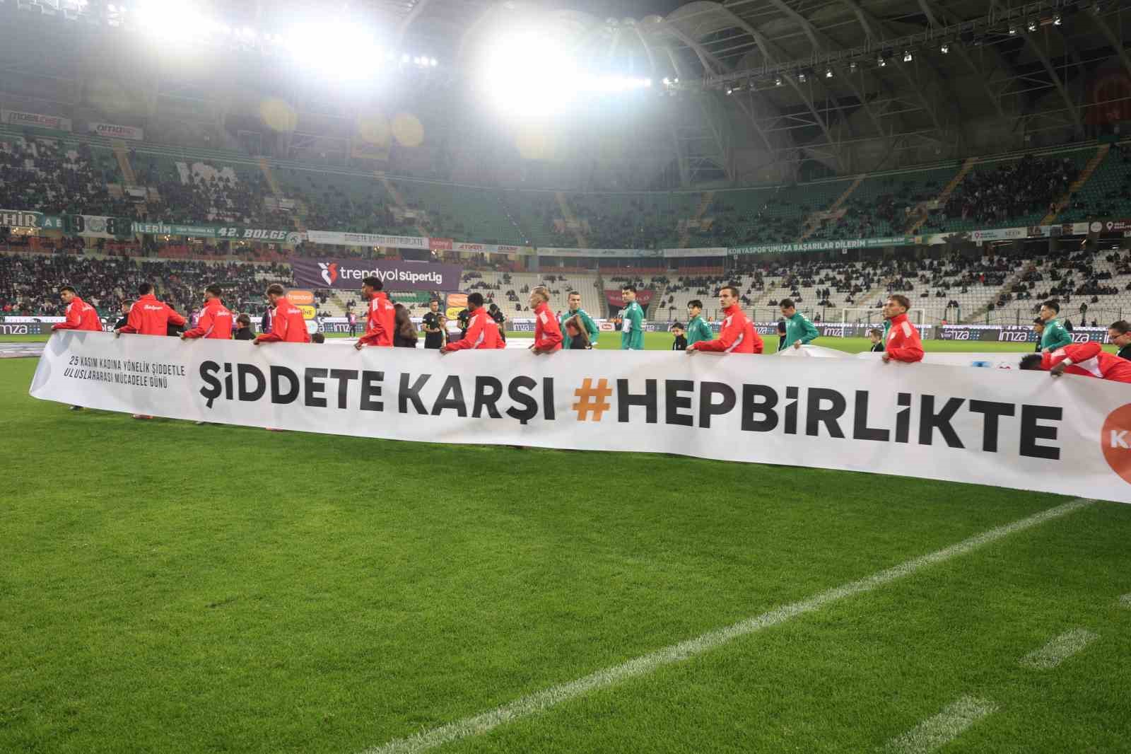 trendyol super lig konyaspor 0 antalyaspor 0 ilk yari 9 KHNvAZXk