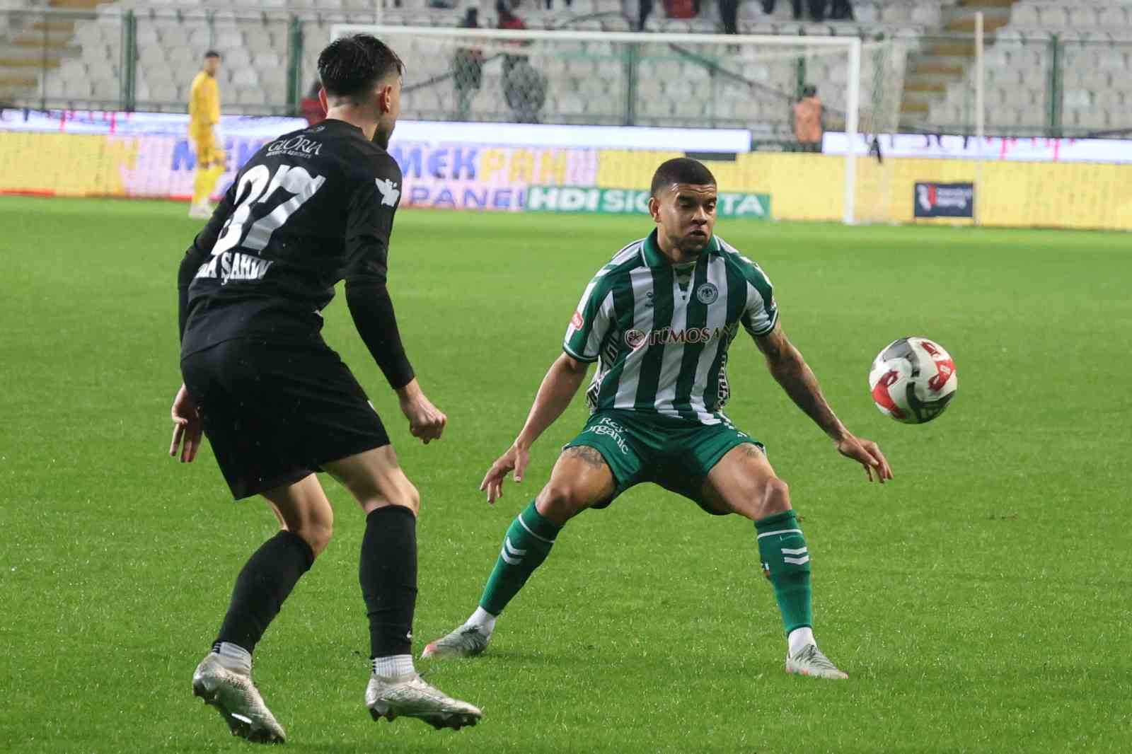 trendyol super lig konyaspor 0 caykur rizespor 1 ilk yari 11 QOMYGcg4