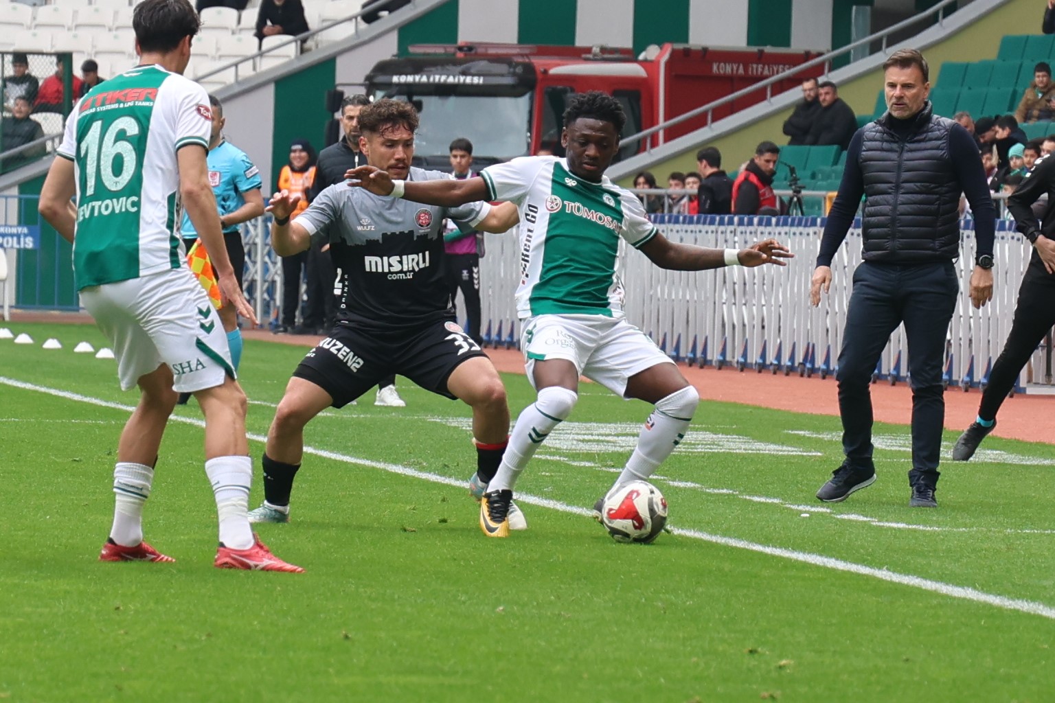 trendyol super lig konyaspor 2 fatih karagumruk 0 ilk yari 5 377CXpfY