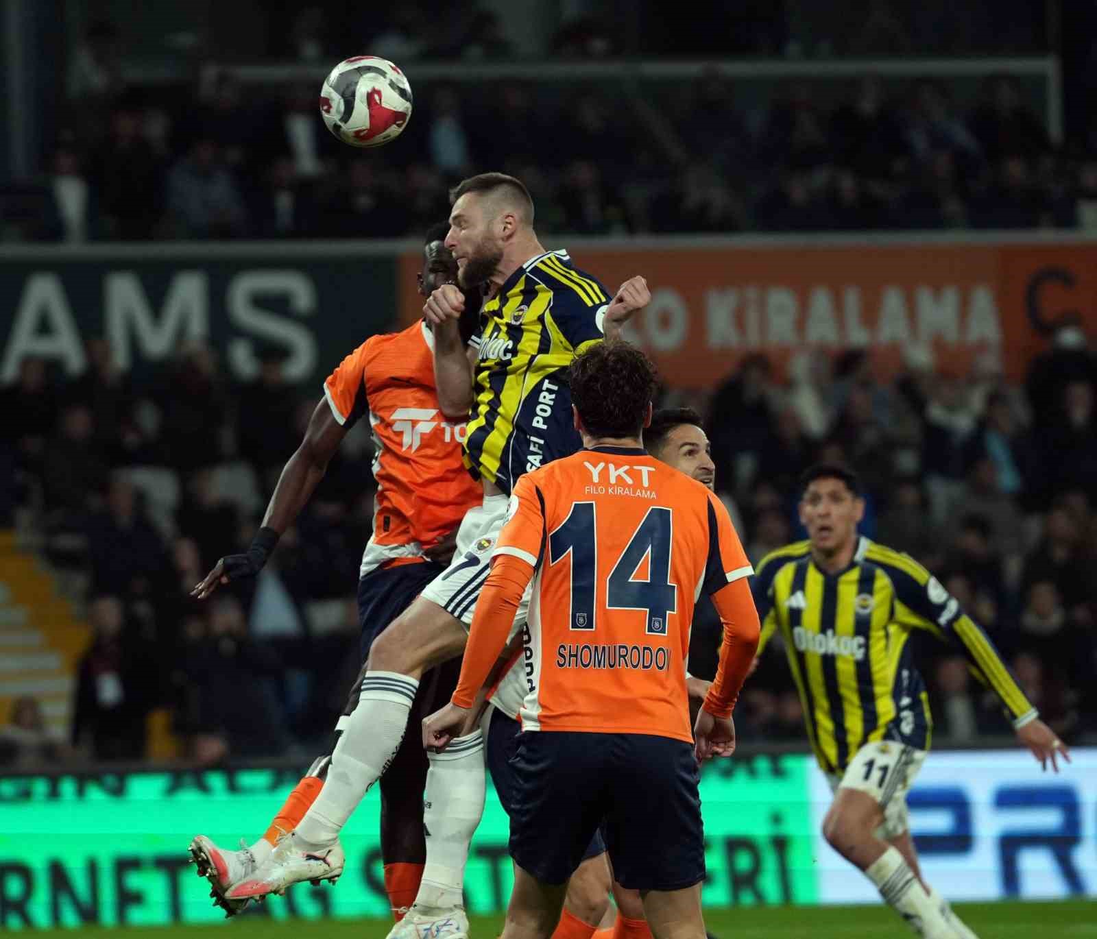 trendyol super lig rams basaksehir 0 fenerbahce 0 mac devam ediyor 23 6WqUX8Xl