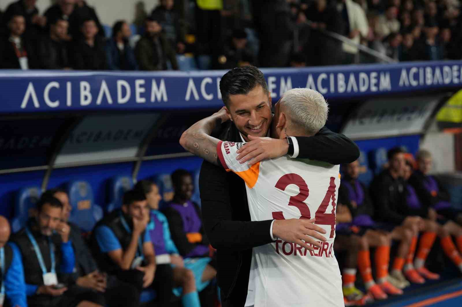 trendyol super lig rams basaksehir 0 galatasaray 0 mac devam ediyor 12 1OPsBj83