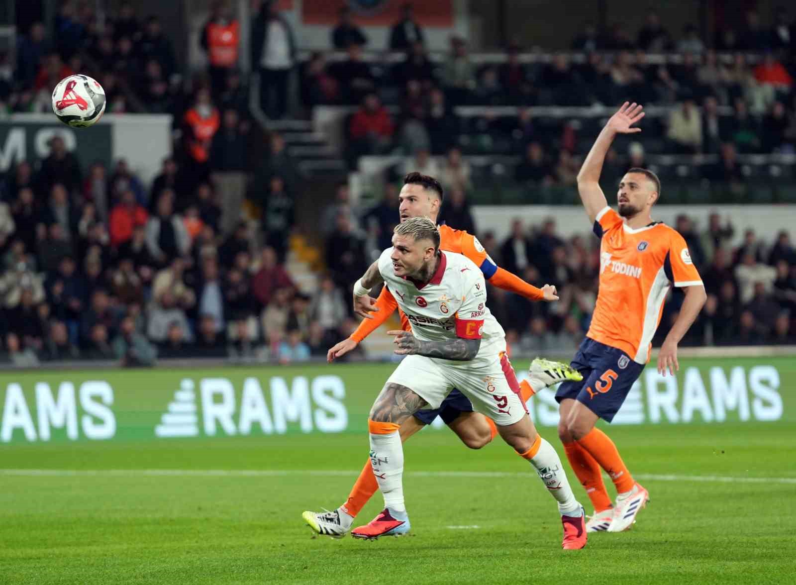 trendyol super lig rams basaksehir 0 galatasaray 0 mac devam ediyor 17 5Q62SXRA