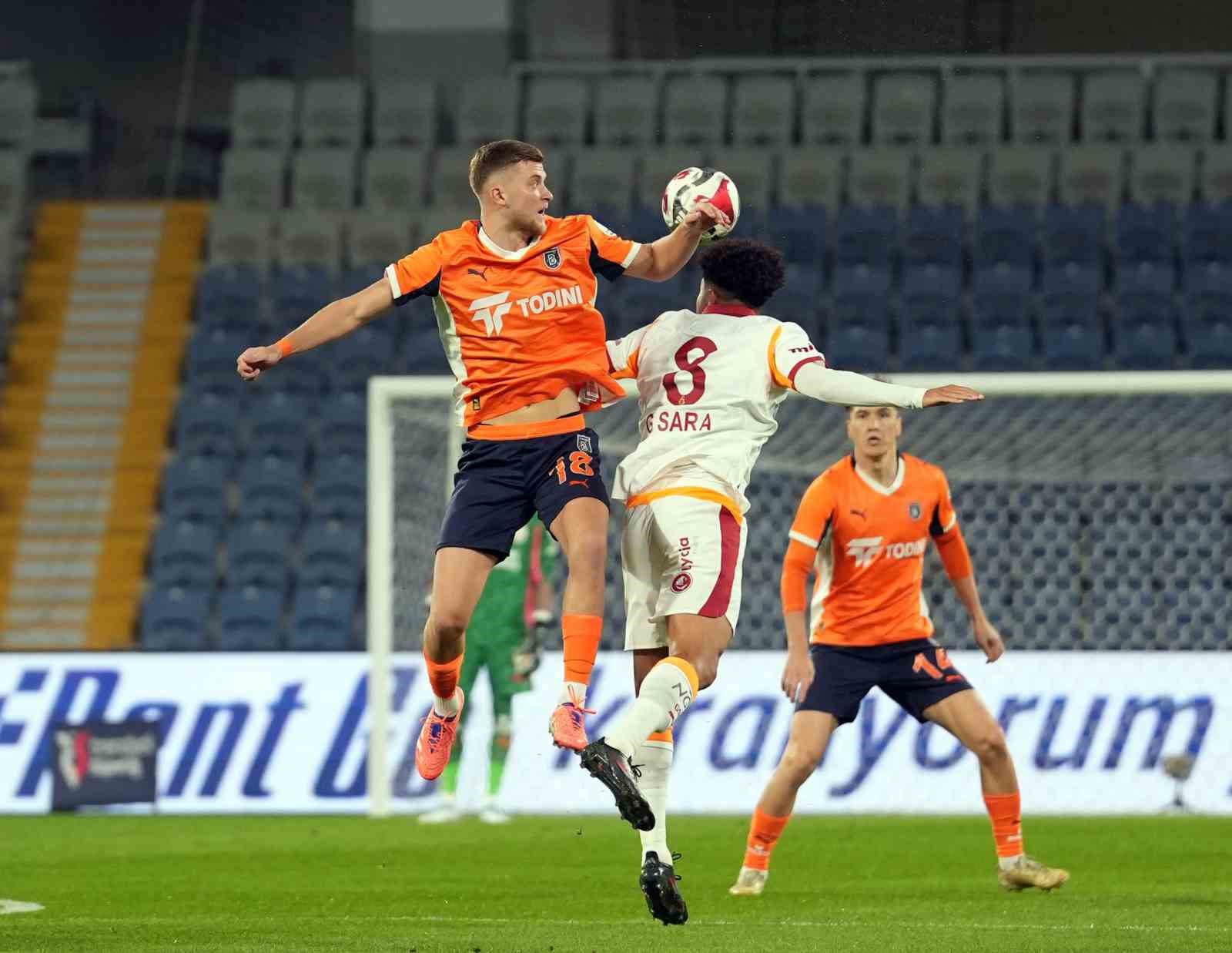 trendyol super lig rams basaksehir 0 galatasaray 0 mac devam ediyor 24 8rrR17iL