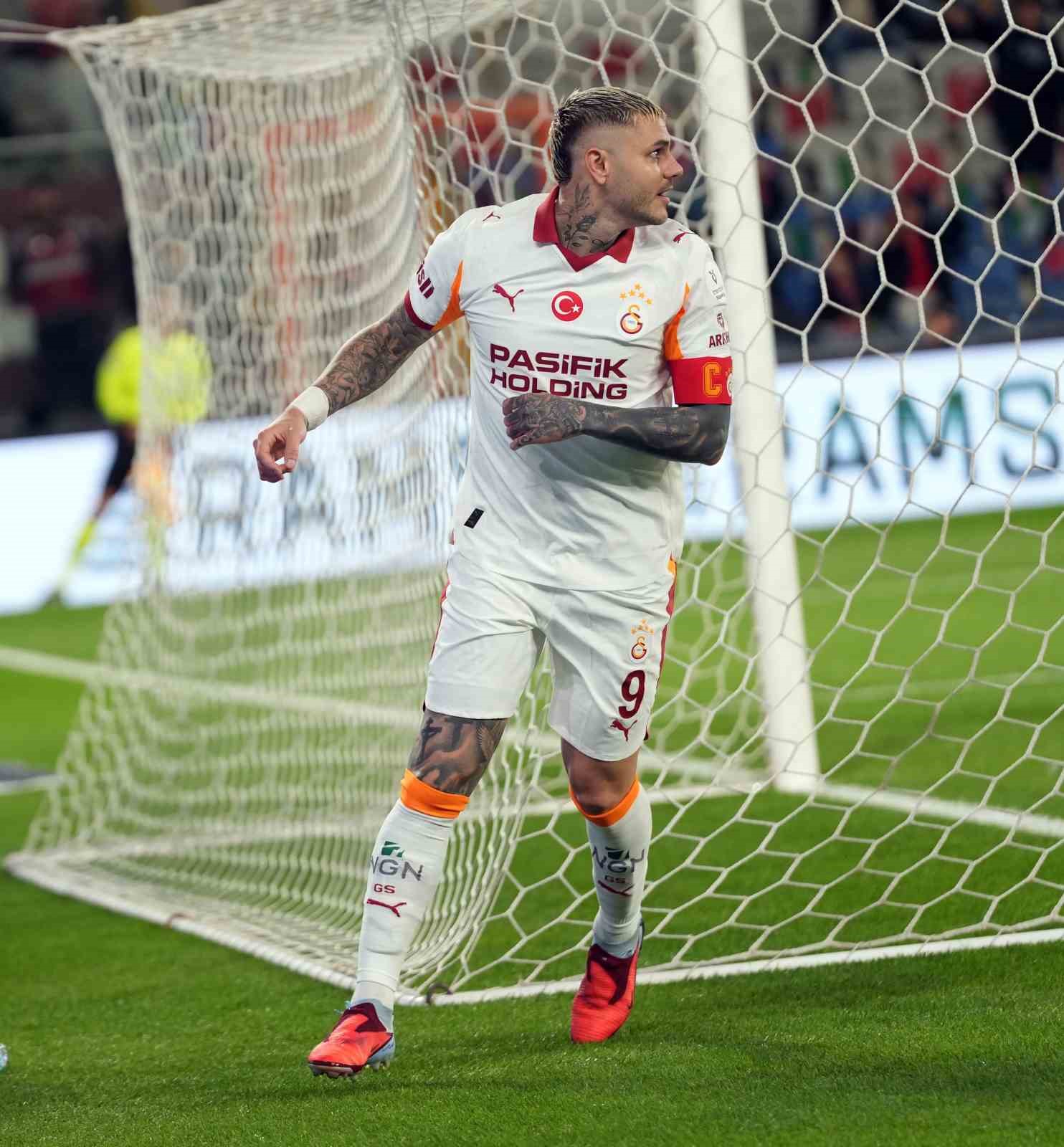 trendyol super lig rams basaksehir 0 galatasaray 0 mac devam ediyor 26 sXctnCAg