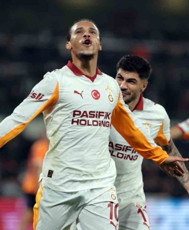 trendyol-super-lig-rams-basaksehir-0-galatasaray-1-ilk-yari-4ivkPCzt.jpg