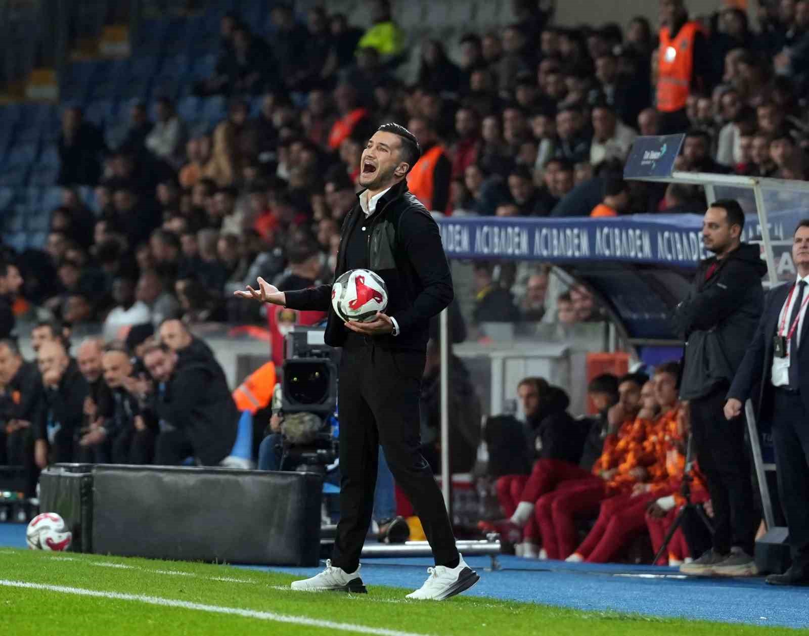 trendyol super lig rams basaksehir 0 galatasaray 1 ilk yari 9 6Ty8MskB