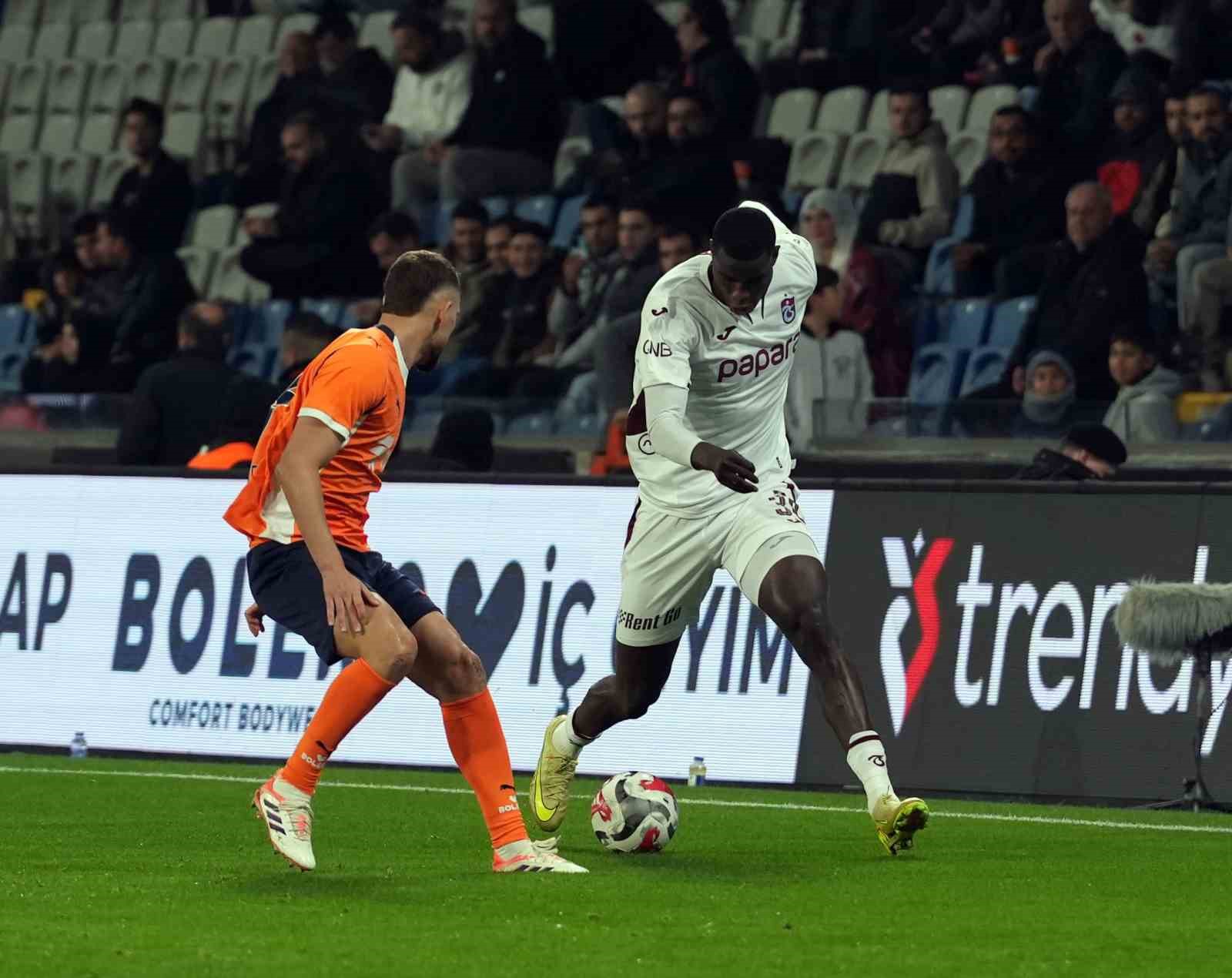 Trendyol Süper Lig: RAMS Başakşehir: 0 - Trabzonspor: 0 (Maç devam ediyor) 15 trendyol super lig rams basaksehir 0 trabzonspor 0 mac devam ediyor 11 XjjsTIdb