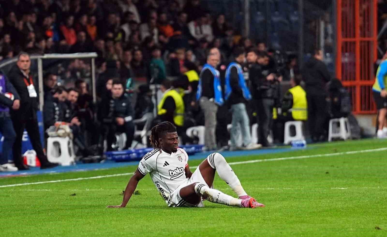 trendyol super lig rams basaksehir 1 besiktas 1 ilk yari 9 kObgRV9T