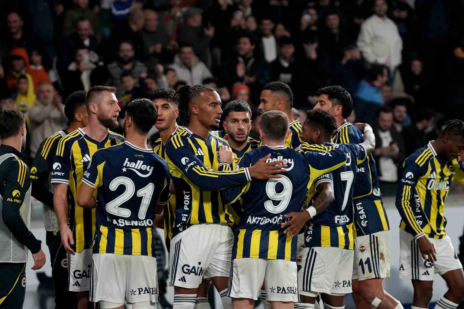 trendyol super lig rams basaksehir 1 fenerbahce 1 mac sonucu 18 A21DKVaS