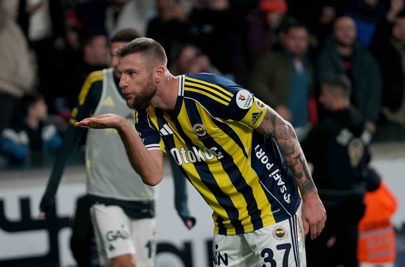 trendyol super lig rams basaksehir 1 fenerbahce 1 mac sonucu 26 ljVpij8T