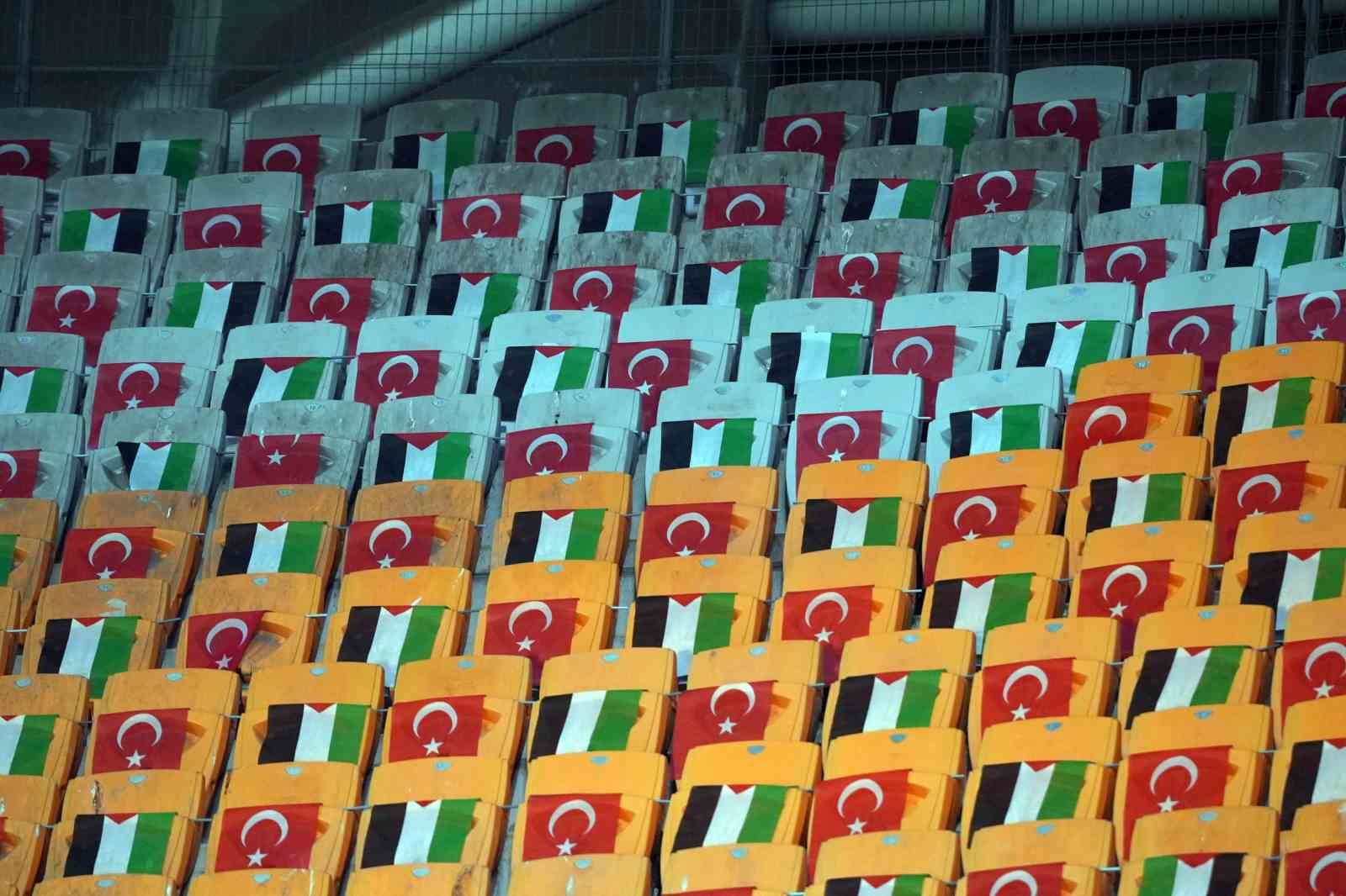trendyol super lig rams basaksehir 1 galatasaray 2 mac sonucu 12