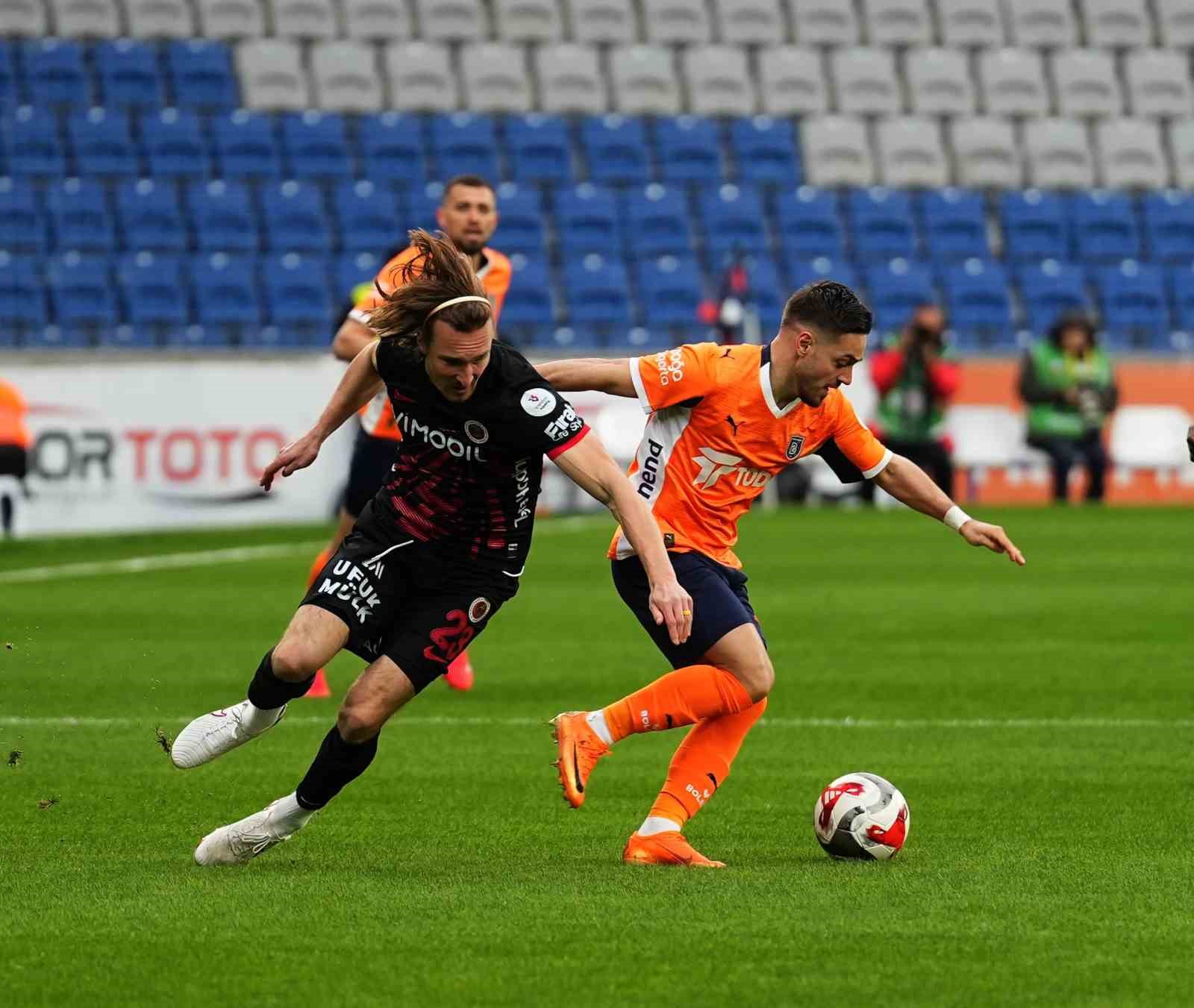 trendyol super lig rams basaksehir 1 genclerbirligi 0 mac devam ediyor 10 rcrKVM2L