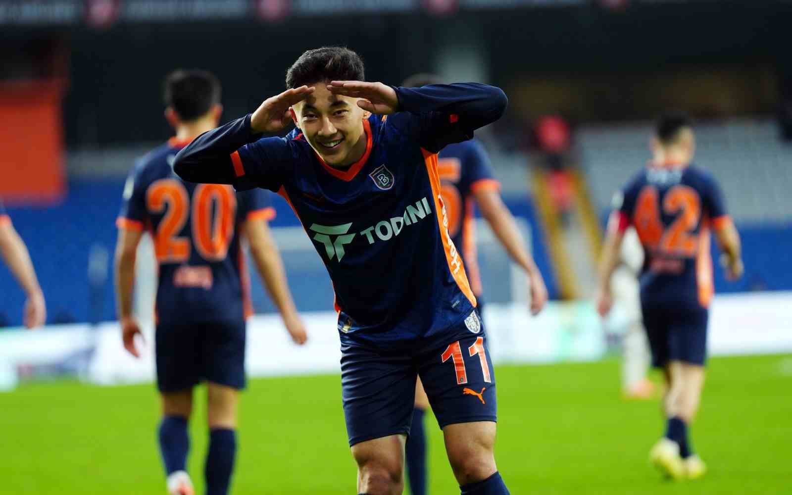 trendyol super lig rams basaksehir 2 gaziantep fk 1 ilk yari 14 ws48mTGv