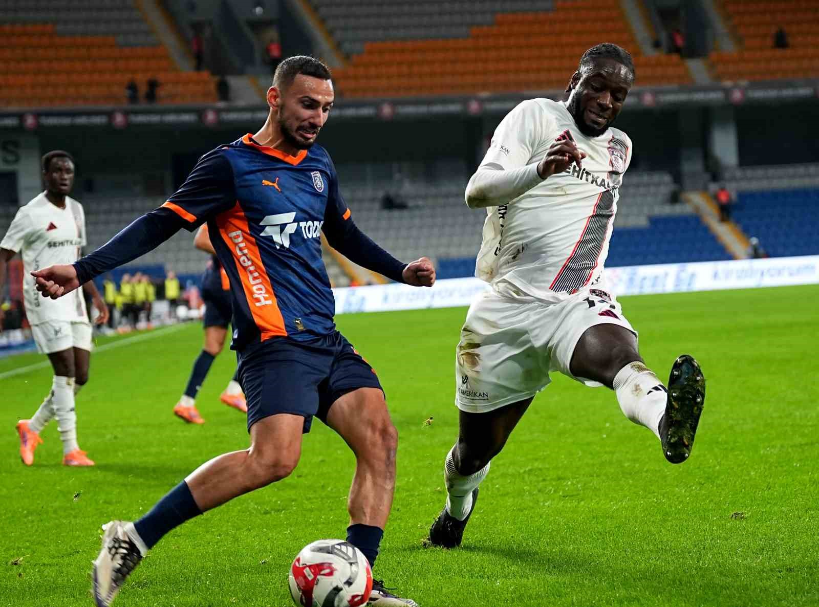 trendyol super lig rams basaksehir 2 gaziantep fk 1 ilk yari 21