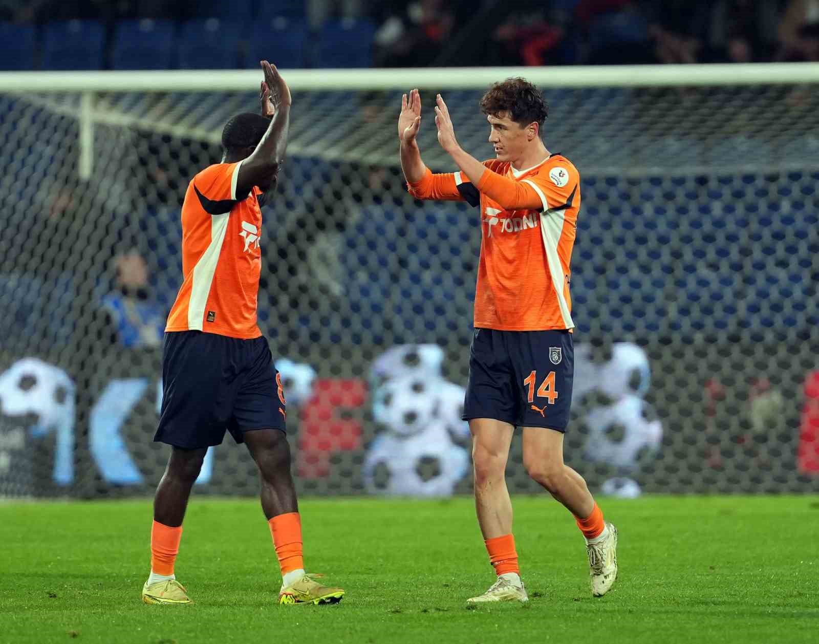 trendyol super lig rams basaksehir 2 trabzonspor 1 ilk yari 20