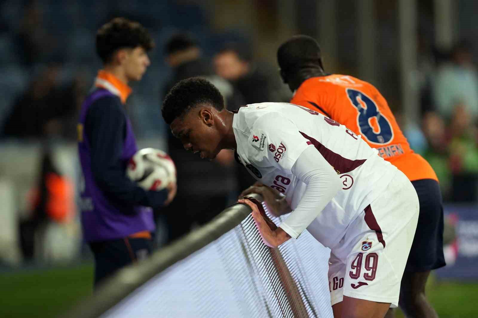 trendyol super lig rams basaksehir 2 trabzonspor 1 ilk yari 27 NQfnbV6R