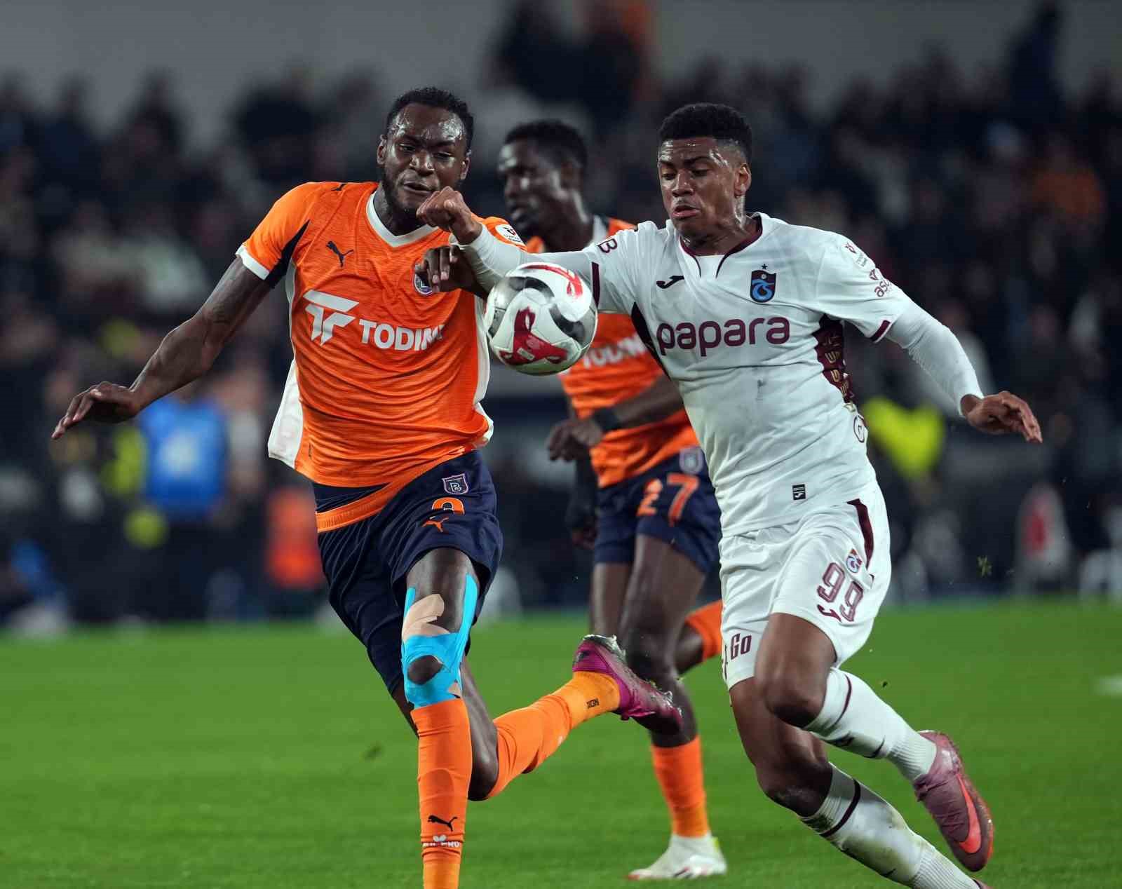 trendyol super lig rams basaksehir 2 trabzonspor 1 ilk yari 30 k32vNT9J