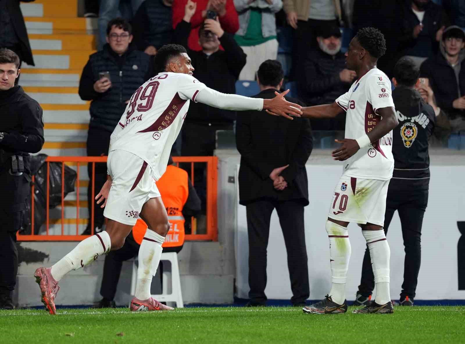 trendyol super lig rams basaksehir 2 trabzonspor 1 ilk yari 8 kwLbnJA4