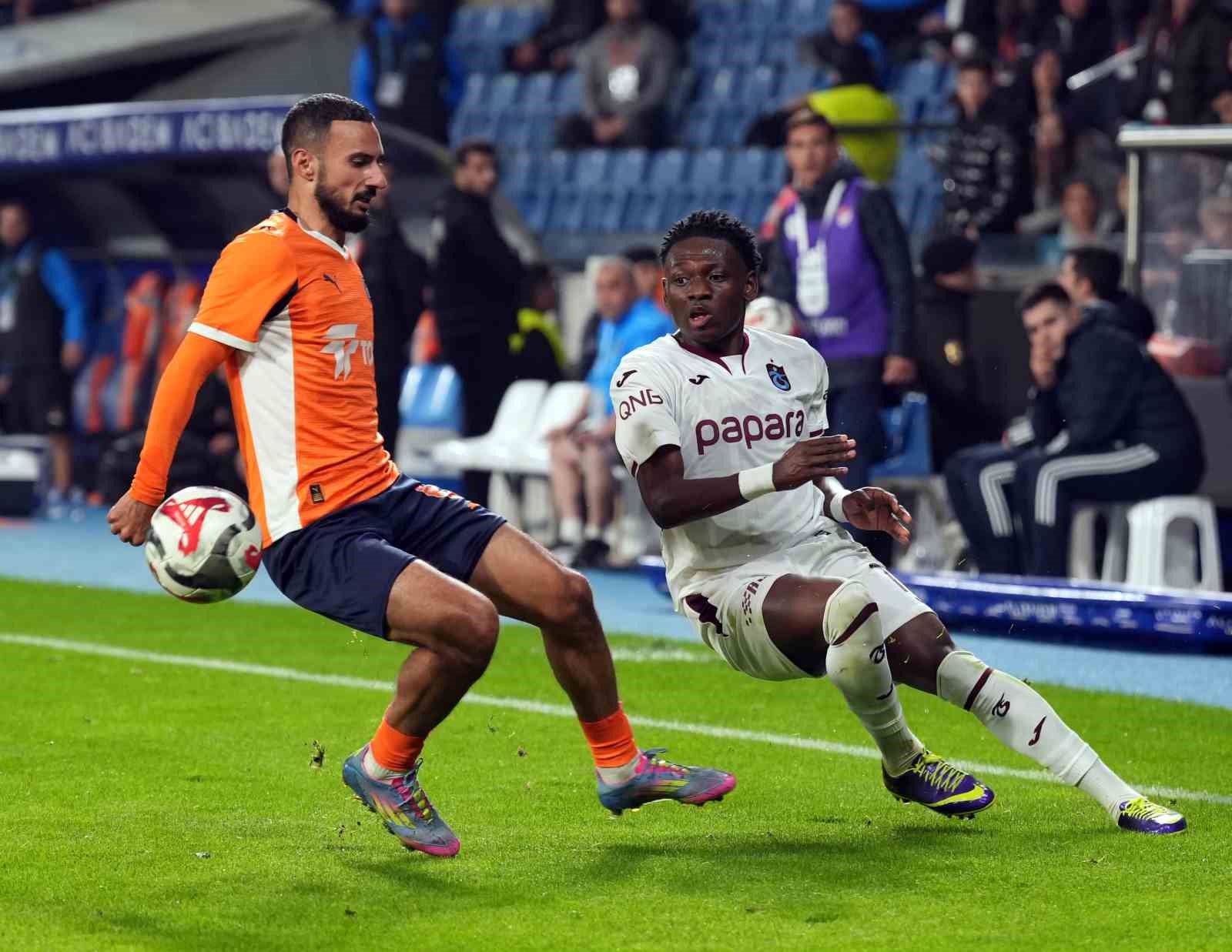 trendyol super lig rams basaksehir 3 trabzonspor 4 mac sonucu 1 GArpwAFj