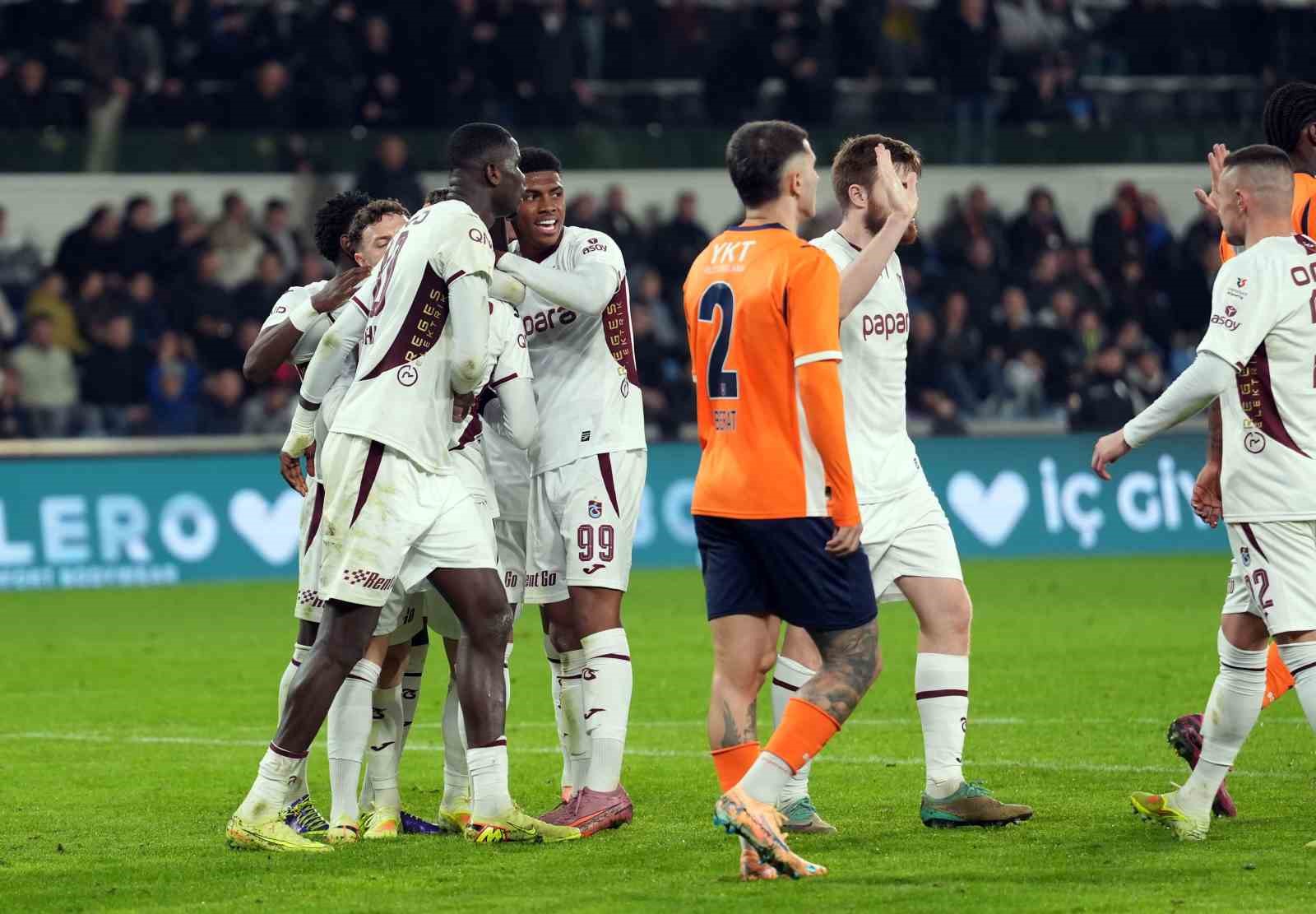 trendyol super lig rams basaksehir 3 trabzonspor 4 mac sonucu 13 lNqmspnD