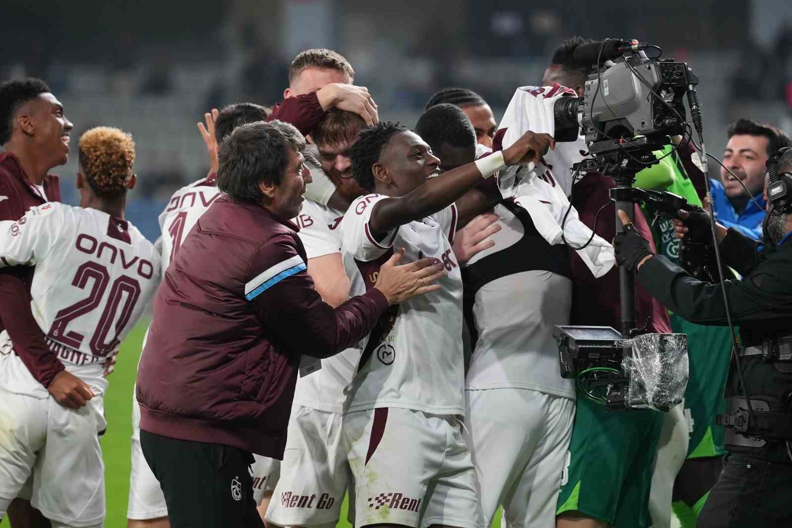 trendyol super lig rams basaksehir 3 trabzonspor 4 mac sonucu 33 Zh8TdwQ5