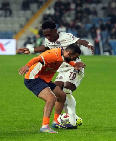 trendyol-super-lig-rams-basaksehir-3-trabzonspor-4-mac-sonucu-34lO34Ax.jpg