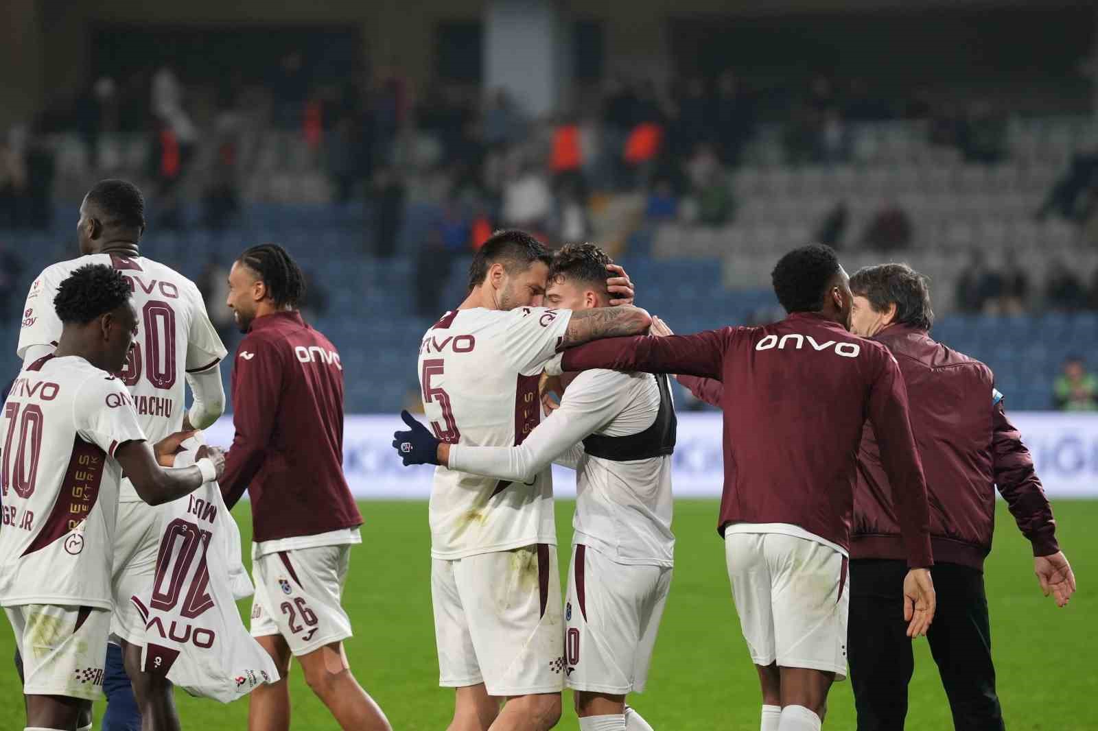 trendyol super lig rams basaksehir 3 trabzonspor 4 mac sonucu 37
